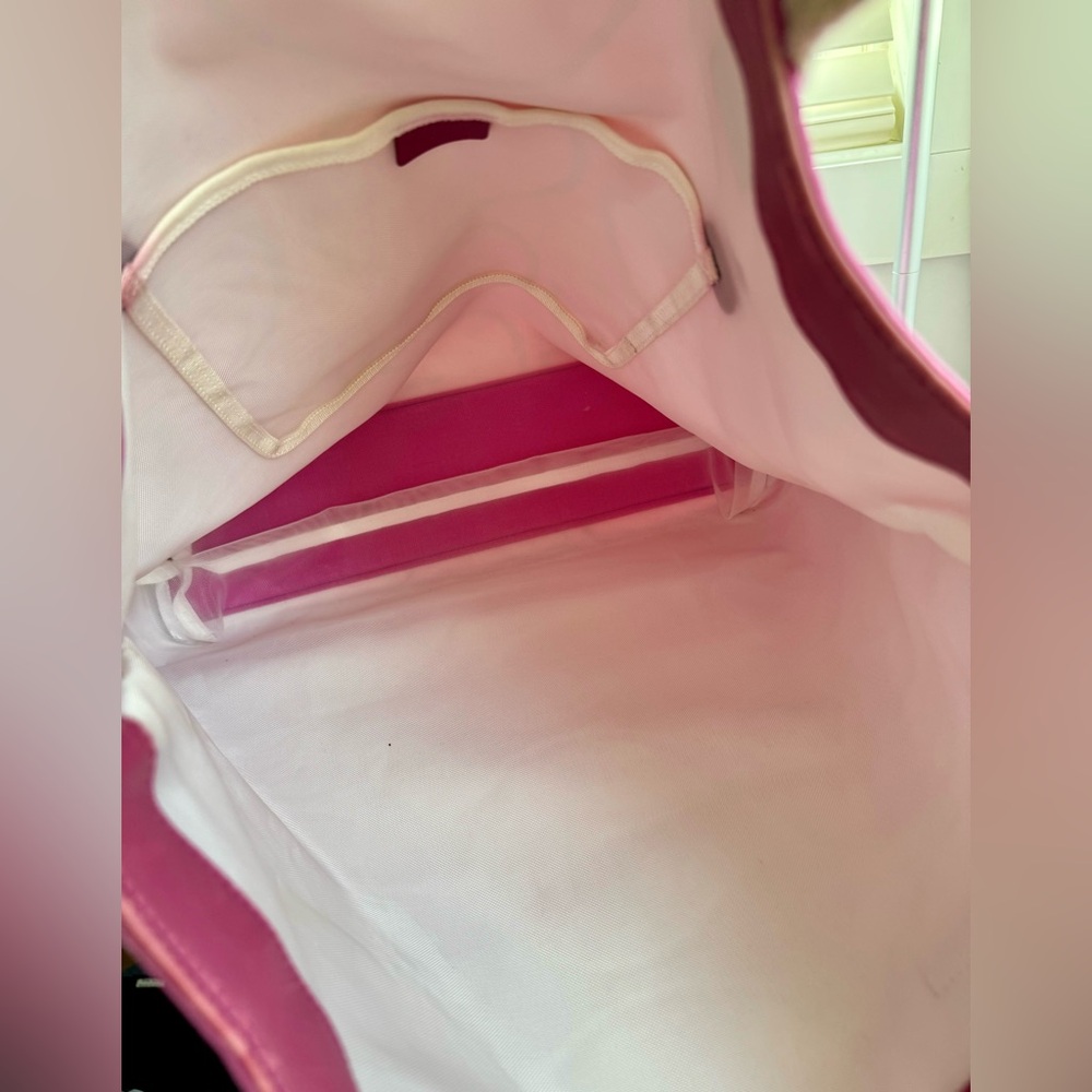 Gucci Tote - Picture 9 of 11